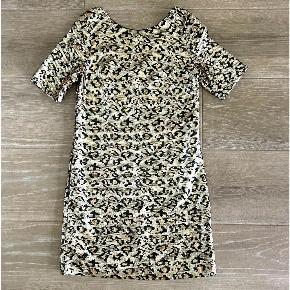 Betsy Johnson sequined animal print mini dress!